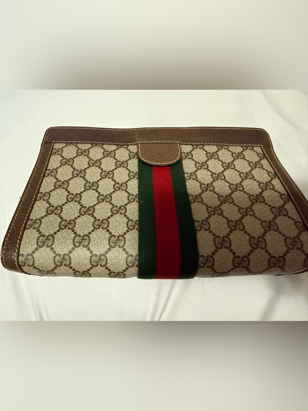 Gucci Beige GG Canvas clutch bag with Green and Red Web Stripe